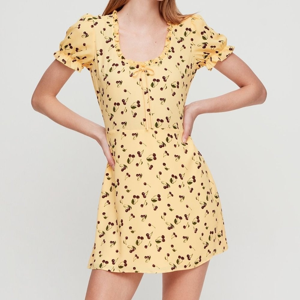 Aritzia Sunday Best Yellow Cherry Print Cher Mini Dress Coquette Dollette Size 8